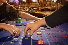 Live casino table games at 8k8t with baccarat and roulette options for Filipino players